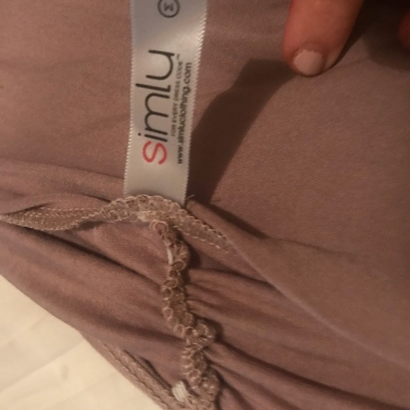 SIMLU Relaxed Ruffle sweater size Medium - Picture 5 of 5